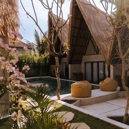 Desa Harmonis Bed & Breakfast Pecatu  Bagian luar foto