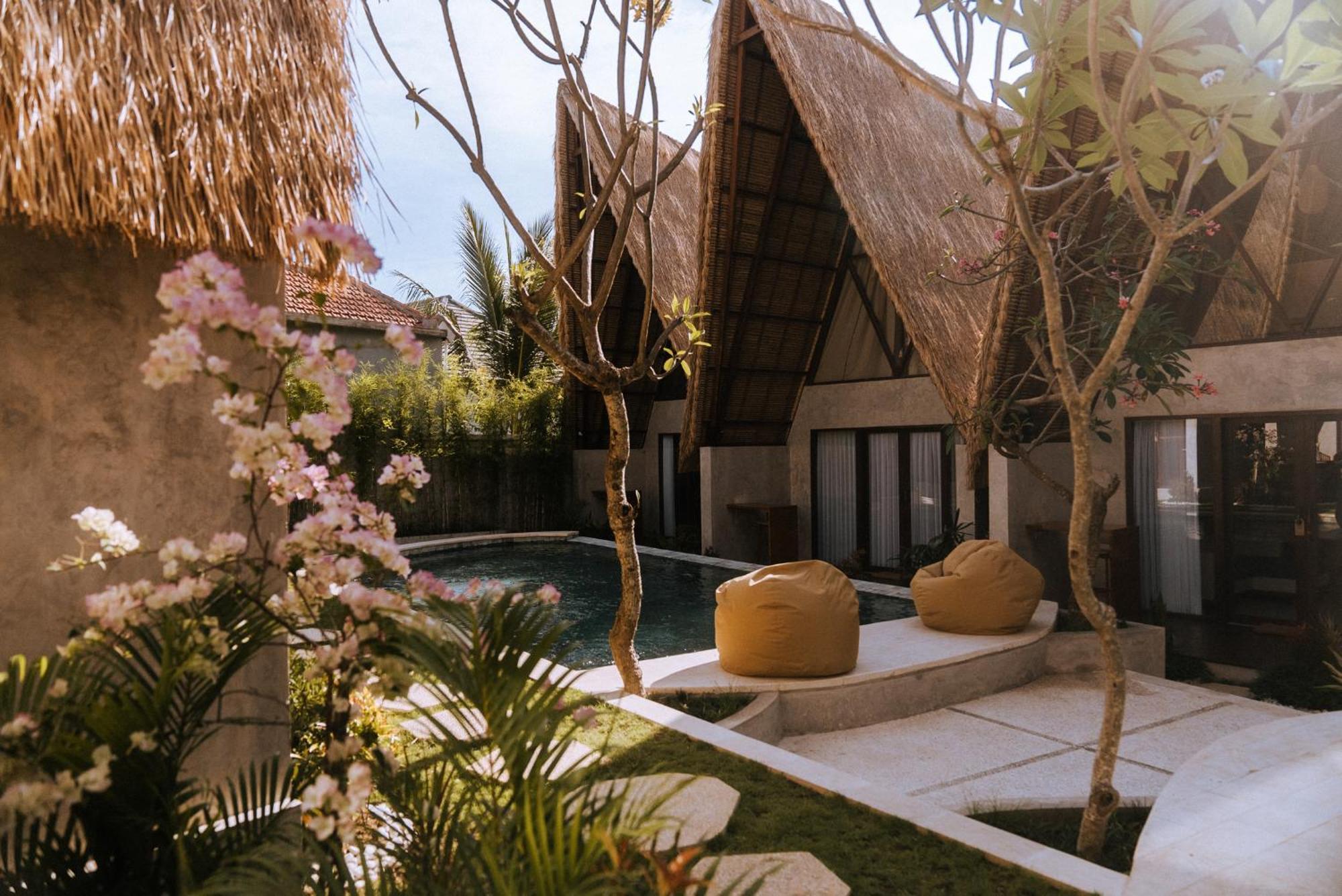 Desa Harmonis Bed & Breakfast Pecatu  Bagian luar foto
